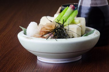 Japon mutfağı. arka planda tofu