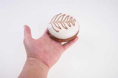 Yeni bir arka planı olan donut ya da çörekler.