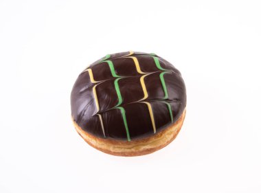 Çörek ya da çörek beyaz arka planda izole edilmiş..