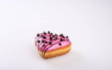 Yeni bir arkaplan üzerinde Donut ya da Kalp Şeklinde Donut.