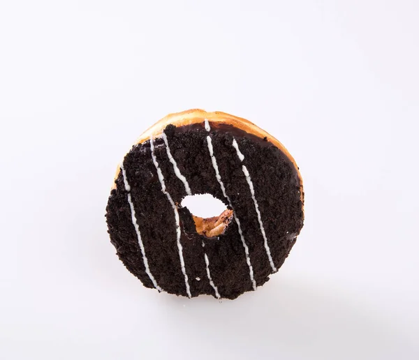 Donut oder Donut isoliert auf weißem Hintergrund neu. — Stockfoto