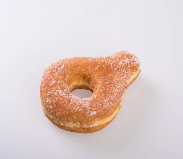 Donut oder Donut isoliert auf weißem Hintergrund neu. — Stockfoto