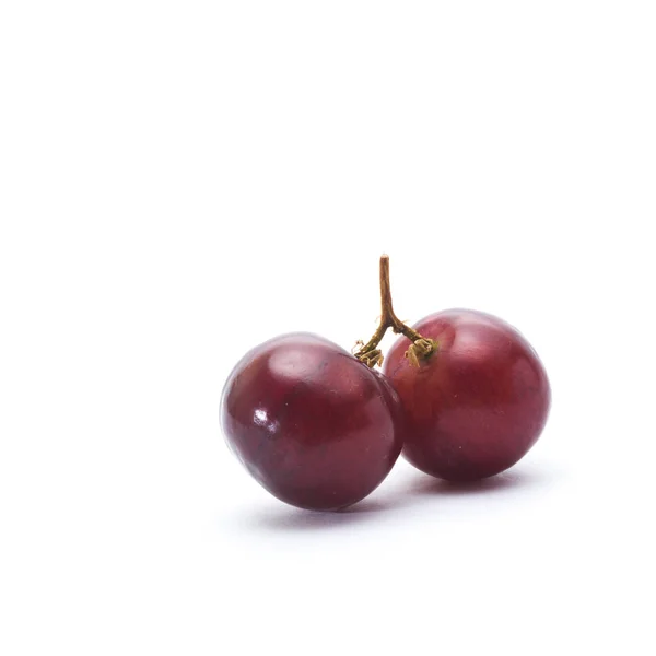 Uvas o uvas frescas sobre un fondo nuevo . — Foto de Stock