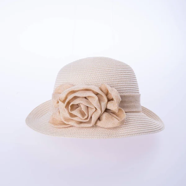 Chapeau ou dame chapeau de paille sur un fond nouveau . — Photo