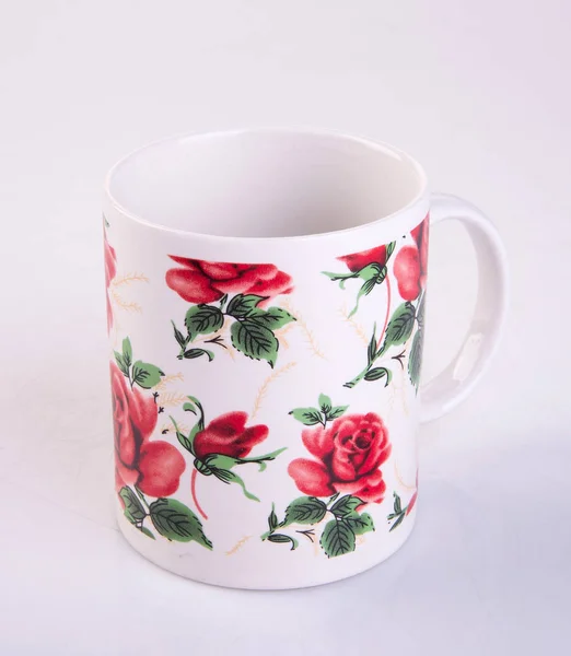 Tazza o dipinto a mano tazza di ceramica fiore sullo sfondo nuovo . — Foto Stock