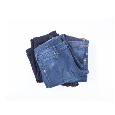 Beyaz arka planda yeni bir konsept kot pantolon veya kot pantolon.