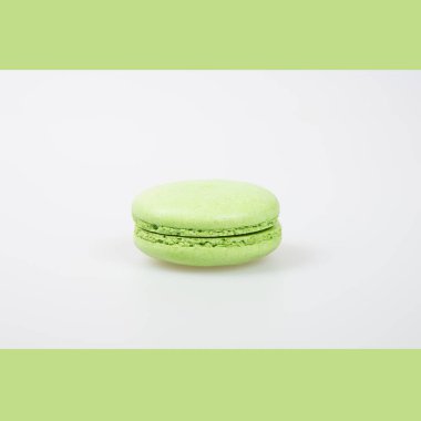 macarons veya bir arka plan üzerinde renkli macarons.