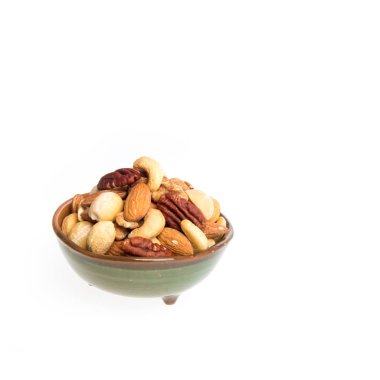 fındıkları yeni bir arka planda karıştır ya da fındık.