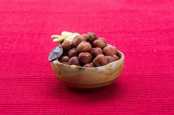 Nuts or hazelnuts nuts on a background new. — Stock Photo, Image