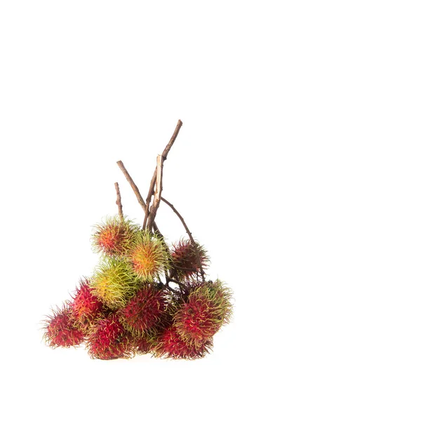 Rambutan ou fruta no verão em fundo branco . — Fotografia de Stock