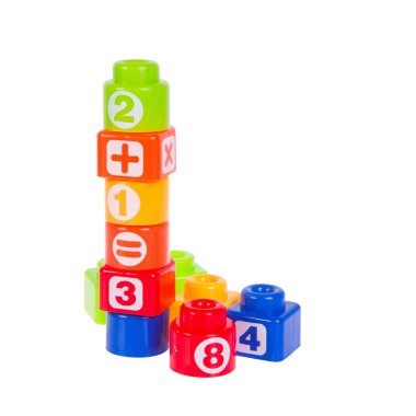 Yeni arkaplanda oyuncak ya da plastik yapı taşları.