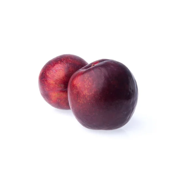 Ciruela o fruta dulce de ciruela madura sobre un fondo nuevo . —  Fotos de Stock
