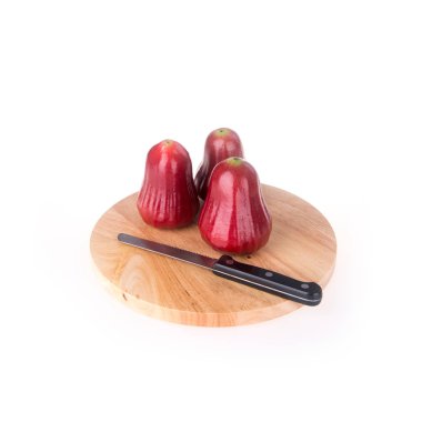 yeni arkaplanda gül elması ya da gül elması meyvesi.