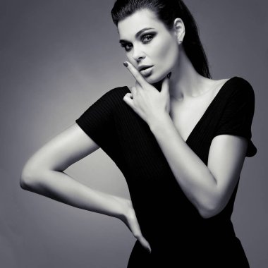 çekici cinsel esmer