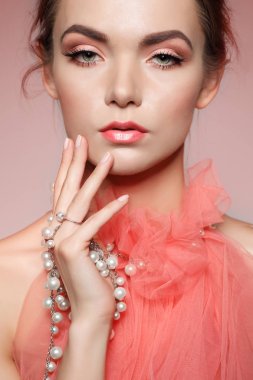  moda kız portrait.accessorys.dark kıllar