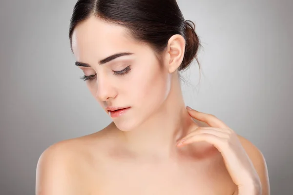 Portrait Brunette Young Woman Clear Skin — Stock Photo, Image