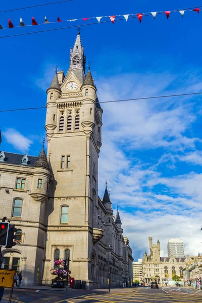 Aberdeen granito cidade, Townhouse em Union Street, Escócia, Reino Unido — Fotografia de Stock
