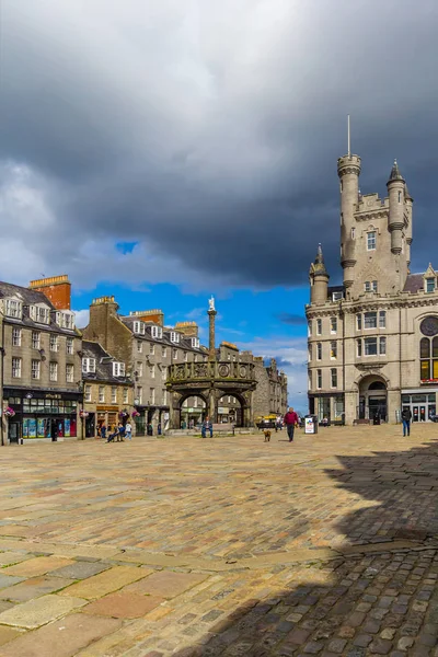 Castlegate i stadens centrum, Aberdeen, Skottland, Storbritannien — Stockfoto