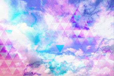 Üçgenler ve bulutlar soyut, geometrik arka plan