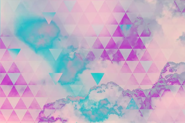 Fondo Geométrico Abstracto Con Triángulos Futuristas Nubes Naturales Coloridas Cielo — Foto de Stock