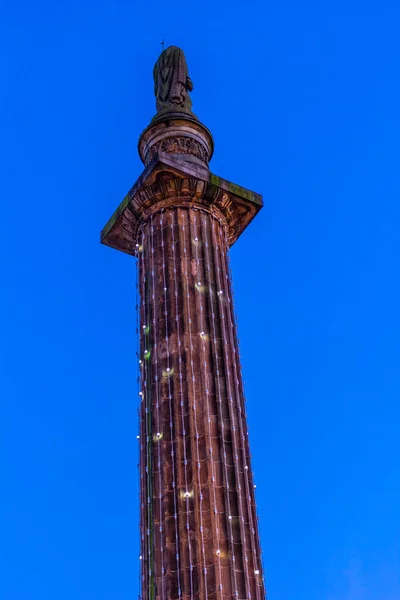 George Square Walter Scott Memorial Column — ストック写真