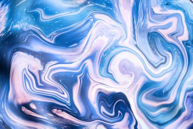 Güzel, soyut okyanus sanatsal mermer arka planda çeşitli renklerde girdap ve dalgalanmalar var..
