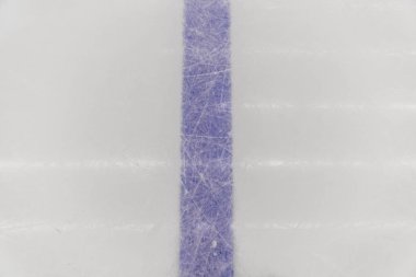 buz hokeyi halkası üzerinde mavi çizgi