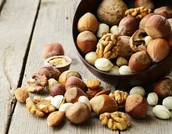 Mescolare le noci (nocciole, mandorle, noci ) — Foto Stock