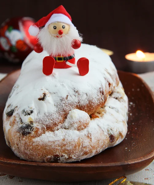 Tradycyjne Europejskiej stollen na deser Boże Narodzenie — Zdjęcie stockowe