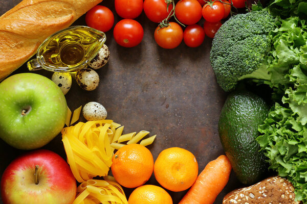 Grocery food shopping bag - vegetables, fruits, bread and pasta