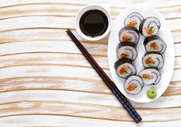 Korean rollen kimpab met sojasaus - Aziatisch eten — Stockfoto