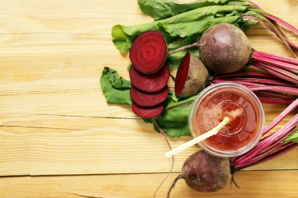 Natural organic fresh beet juice, healthy food — Stock Photo, Image