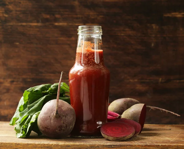 Natural organic fresh beet juice, healthy food — Stock Photo, Image
