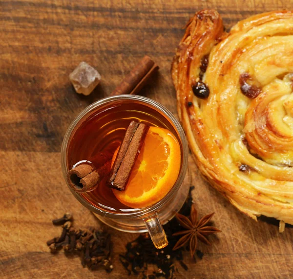 Tarçın, anason, karanfil baharat kış çayı-