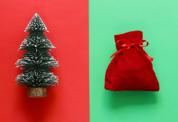 Decoraciones navideñas. Dulces y adornos. Felices Fiestas ! —  Fotos de Stock