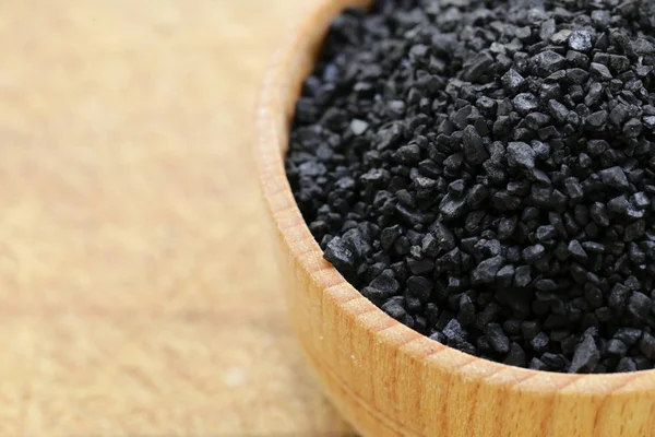 Деликатесная соль - черный сорт — стоковое фото