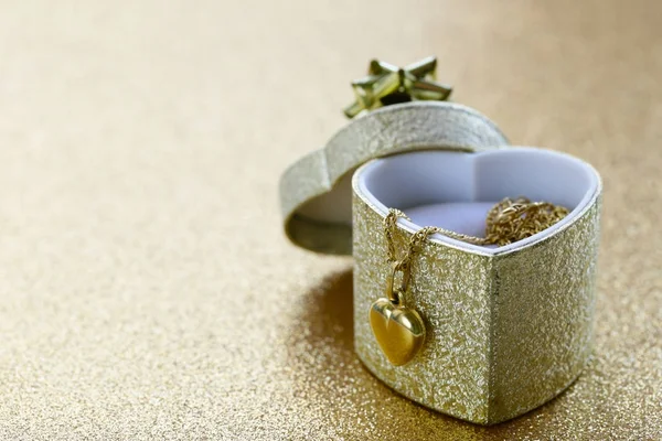 Pendant Gold Heart Gift Holiday — Stock Photo, Image