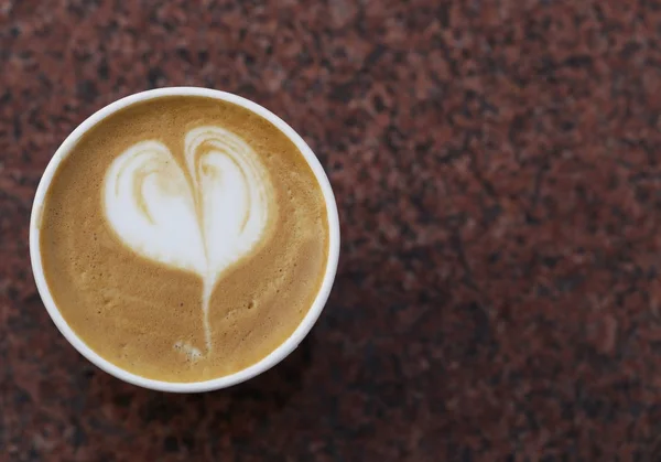 Kaffee Latte Mit Schaum Und Herz — Stockfoto