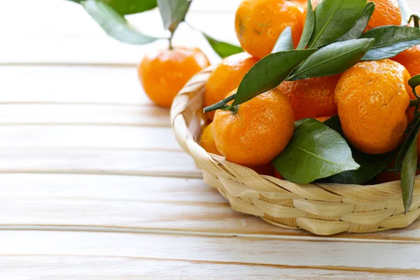 Fresh Organic Mandarins Green Leaves — Stock Photo, Image