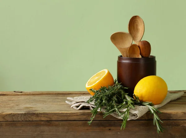 Cucina Sfondo Tavolo Legno Con Tovagliolo Rustico Interno — Foto Stock