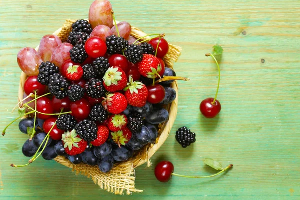 Mix Fresh Organic Berries Sweet Healthy Food — Stock Photo, Image
