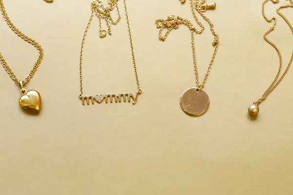 Gold Chains Necklaces Pendants — Stock Photo, Image