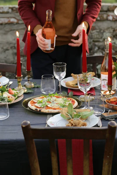 Ensemble Table Dîner Pizza Avec Poire Gorgonzola — Photo
