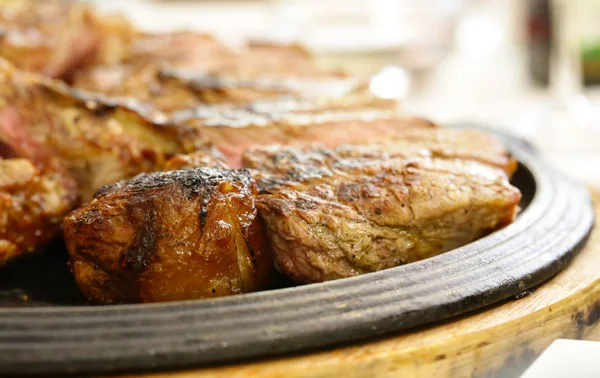 Large Florentine Steak Fried Meat Pan — Stock Photo, Image