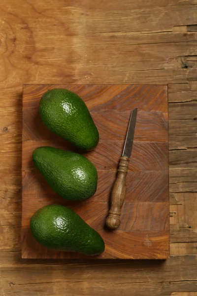 Natürliche Bio Avocado Für Eine Gesunde Ernährung — Stockfoto