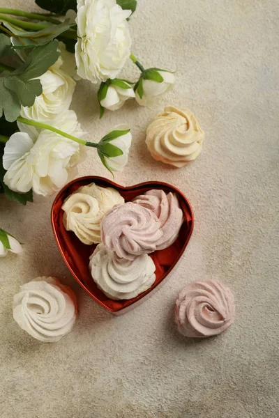 Fond Pour Saint Valentin Avec Des Fleurs Des Bonbons — Photo