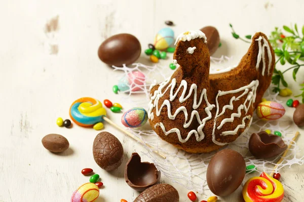 Chocolate Easter Cake Chicken Decorative Eggs — Stock Photo, Image