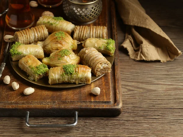 Dolci Orientali Tradizionali Baklava Con Noci — Foto Stock