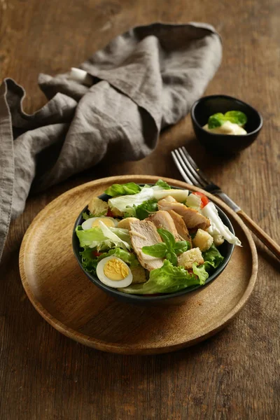 Caesar Salad Chicken Quail Egg — Stock Photo, Image