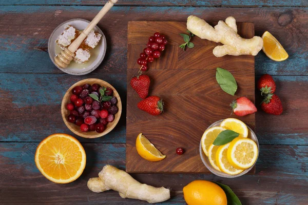 Immunität Produkte Ingwer Zitrone Preiselbeeren Ginseng — Stockfoto